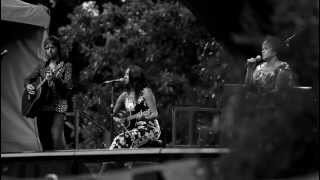 Blue Bayou Cover  Vika and Linda Bull  Zoo Twilights Melbourne [upl. by Justinn]