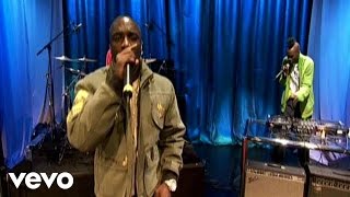 Akon  Smack That Live at AOL Sessions [upl. by Beaudoin416]