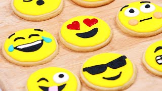 HOW TO MAKE EMOJI COOKIES  NERDY NUMMIES [upl. by Rheba]