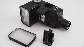 Nikon Speedlight SB16 dedicated flash unit for Nikon F3 [upl. by Assenev]