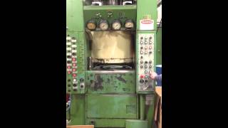 M9652 Cincinnati F112157 Hydroforming Press  Universal Press amp Machinery [upl. by Aneeb]