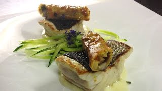 Trancio di branzino su cremoso di limone cannolo di verdure grigliate [upl. by Nwadrebma]