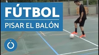 Cómo pisar la pelota de fútbol sala [upl. by Colis]