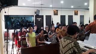 PS 553 Kau Raja Mahakuasa  Jubilate Deo Choir Paroki Kapuk [upl. by Rednazxela]