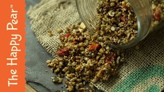 GRANOLA in 5 minutes  Homemade Healthy Vegan [upl. by Teodoor]