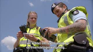 GROTE CONTROLE Samenwerken met de politie douane en de belastingdienst [upl. by Edmea]