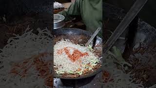 Vegetable chowmin street food 😋 ytshorts streetfood viralshort [upl. by Maxi]