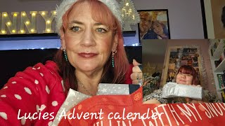 Making Lucies Advent Calender adventcalendar books beauty Christmas [upl. by Jeuz]