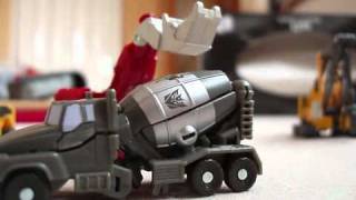 Transformers G1 The Movie Dinobots vs Devastator [upl. by Junna735]