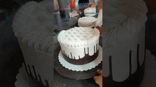 cake cakedesign cakes cakeideas cakedecorating केक सजावटी [upl. by Evilc]