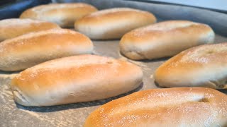 🇸🇷 Surinaamse puntjes brood bakken receptSurinamese white bread dots recipe [upl. by Ennairac569]