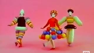 El ballet lisérgico de Oskar Schlemmer [upl. by Aihsotan]