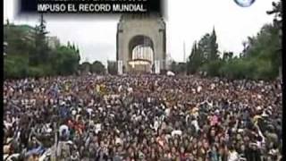 Michael Jackson  Vive Yo si bailo Thriller en Mexico Rompiendo el Record Mundial Guinnes Parte 1 [upl. by Smeaj]