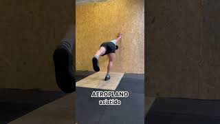 Aeroplano de cadera asistido con pared  wall assisted hip airplane [upl. by Annadiane]