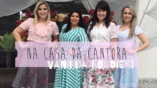 Casa da Cantora Vanilda Bordieri Dicas de Moda Evangélica  Como usar Saia MIDI [upl. by Arbrab]