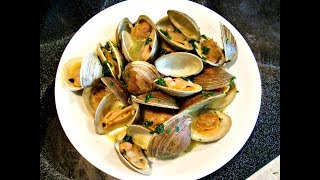 Steamed Clams  Cooking Live Littleneck Clams to perfection in 10 minutes  PoorMansGourmet [upl. by Prasad853]