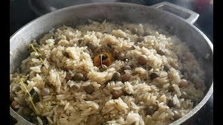 How to make Haitian Style pigeon peas and rice diri ak pwa congo [upl. by Ayortal]