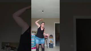 Viens danser 😂😂 humour pourtoi [upl. by Victoria]