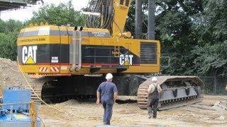 Caterpillar 5110B HRD88 am Hamburger Messeturm  Soeren66 [upl. by Limak]