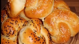 Acma  türkische weiche Brötchen mit und ohne Füllung  Sallys Welt [upl. by Sairahcaz617]