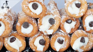 Mini Sicilian Cannoli Shells With Ricotta Filling [upl. by Yeroc]