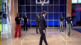 Ernie Johnson has a jumper [upl. by Mendive]