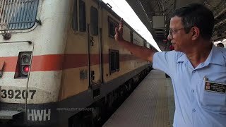 Farewell amp Tribute to SrLOCOPILOT of Rajdhani Express on his last Journey  DHANBAD TO SEALDAH [upl. by Airdnat]