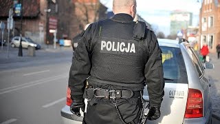 POLICJA VS TOKSYCZNA MATKA POLKA SKIERNIEWICE [upl. by Aleuname]