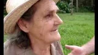 A NONNA QUE SÓ FALA ITALIANO DIALETO VENETO NO BRASIL [upl. by Pernas]