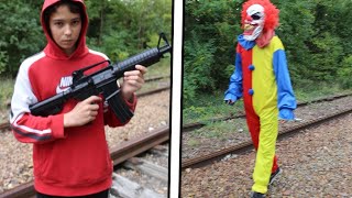 JE PIEGE UN CLOWN TUEUR AVEC UNE ARME épisode4 [upl. by Nrehtak]