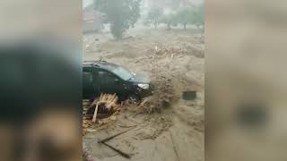 Unwetter im Oberallgäu Flutwelle durch Rettenberg reißt Auto mit [upl. by Noitsuj335]