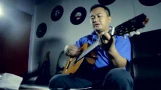 Boros nu kosinduol ginawo Official Video Freddy Harmthon Lagu Dusun [upl. by Ydualc]