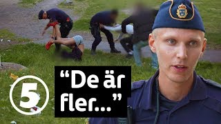 Södertäljepolisen  En felparkering urartar till bråk  discovery Sverige [upl. by Reube551]