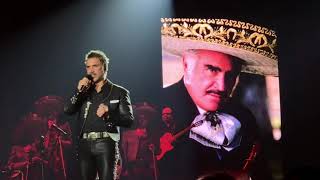 Alejandro Fernández y Christian Nodal le rinden tributo a Chente en El Forum de Los Ángeles [upl. by Paco]