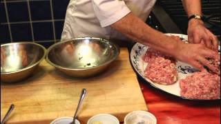 Comment faire des Saucisses maison [upl. by Ahsertal396]