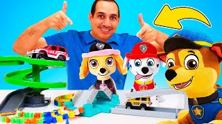 ¡La CARRERA EXTREMA de coches con los Paw Patrol Juegos de coches con la Patrulla Canina [upl. by Anippesuig470]