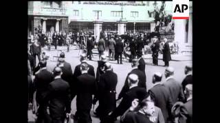 Field Marshal Sir W Birdwood Lays Wreath On Hyde Park Memorial [upl. by Osnofledi355]