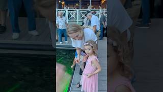 feeding tarpons in Fort Lauderdale кормим тарпонов fortlauderdale miami [upl. by Morty41]