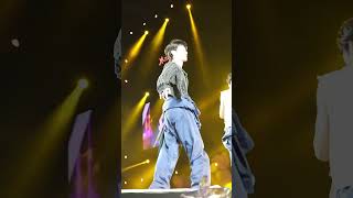 Đứng gần hổng thấy có miếng đẹp trai nào chỉ thấysiêu đẹp trai thôi TEMPEST 템페스트 HANBIN [upl. by Ainot]