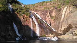 Cascada de Ézaro única desembocadura en cascada de Europa [upl. by Noletta]