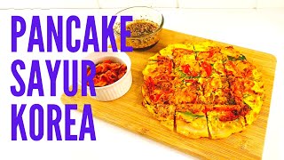 Cara membuat Pajeon  pancake daun bawang Korea [upl. by Gael]