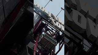 😱 FAHRSTUHL STÜRZT AB freizeitpark fahrstuhl towerofterror fake movieland absturzt shorts [upl. by Harewood]