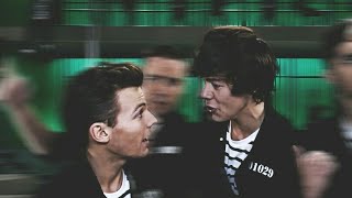 Momentos Larry Stylinson en videos musicales  Part 1 [upl. by Owena698]