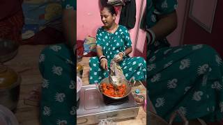 Resturant जैसा चिकन बिरयानी Wife बनाई 🐔🤤 minivlog chicken biryani [upl. by Nadine]