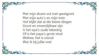 Guus Meeuwis  Thuis Lyrics [upl. by Ical893]