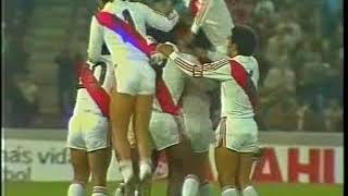 Teófilo Cubillas  Golazo de tiro libre a Escocia Argentina 78 [upl. by Boggers]