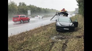 Tesla Model 3 Aquaplaning crash [upl. by Reiners]