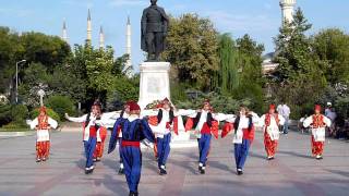 Baile en Edirne Turquía [upl. by Onileba584]