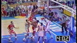 Chandler Thompson Incredible putback dunk 1990 [upl. by Acilef]