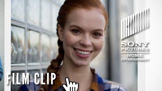 Searching 2018 Movie  John Cho Debra Messing amp Michelle La  Review amp Facts [upl. by Eellek]